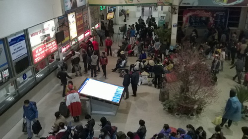 Hà Nội ùn ứ giao thông ở nhiều tuyến đường ảnh 2
